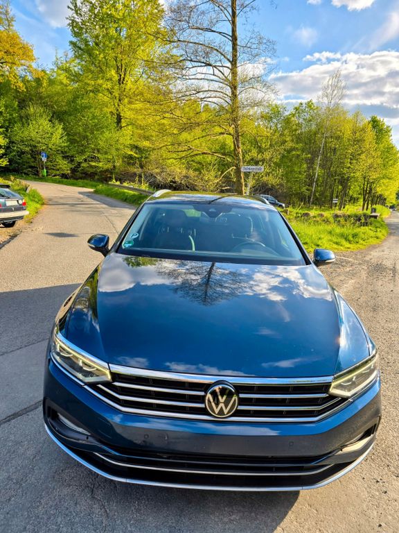 Image of Volkswagen Passat Variant