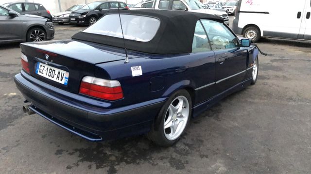 BMW 320i Cabrio