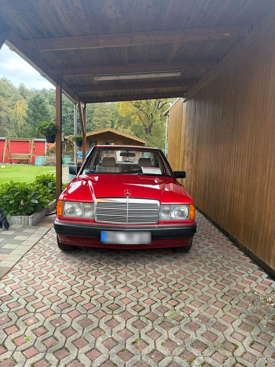 Mercedes-Benz 190