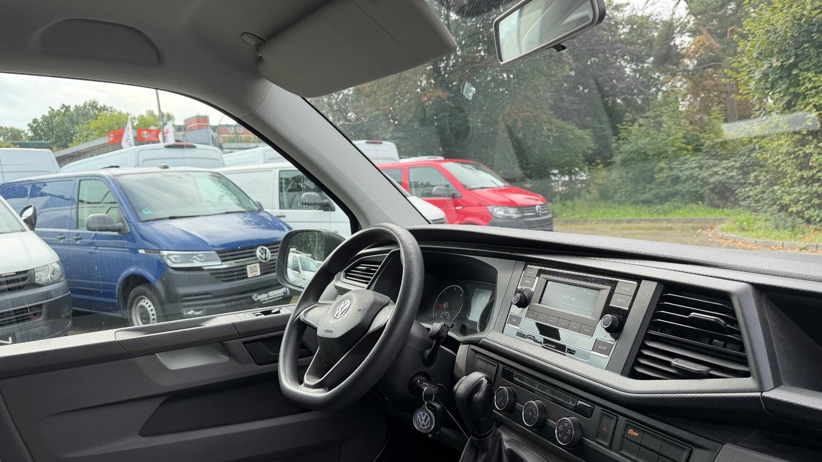 Volkswagen T6.1 4MOTION DSG TRANSPORTER KURZ/AHK/TEMPOMAT