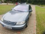 Opel OMEGA - B - Opel Omega: Limousine