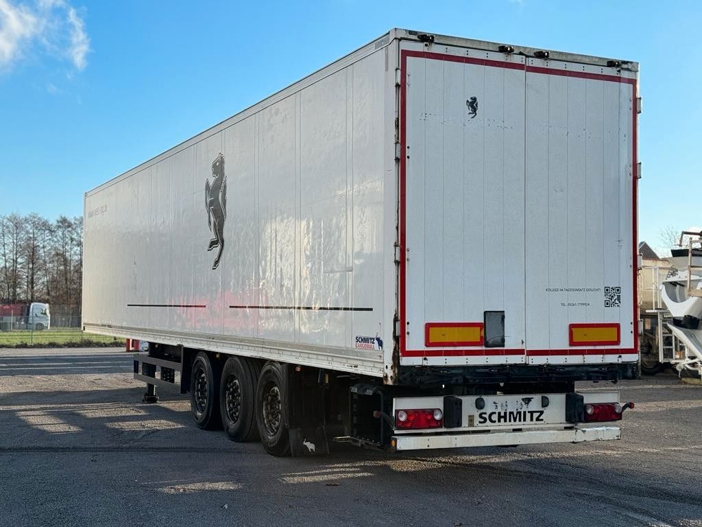 Fahrzeugabbildung Schmitz Cargobull Ferro Plast Koffer Isoliert Auflieger