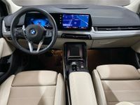 BMW 220 Active Tourer - Vorschau Bild 12