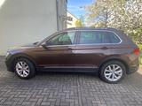 Volkswagen Tiguan 1.4 TSI ACT Comfortline Panorama/Standhzg - mit Benzin-Antrieb: Braun, Standheizung