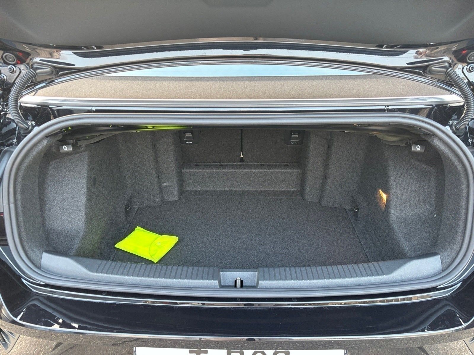Volkswagen T-Roc - Bild 10