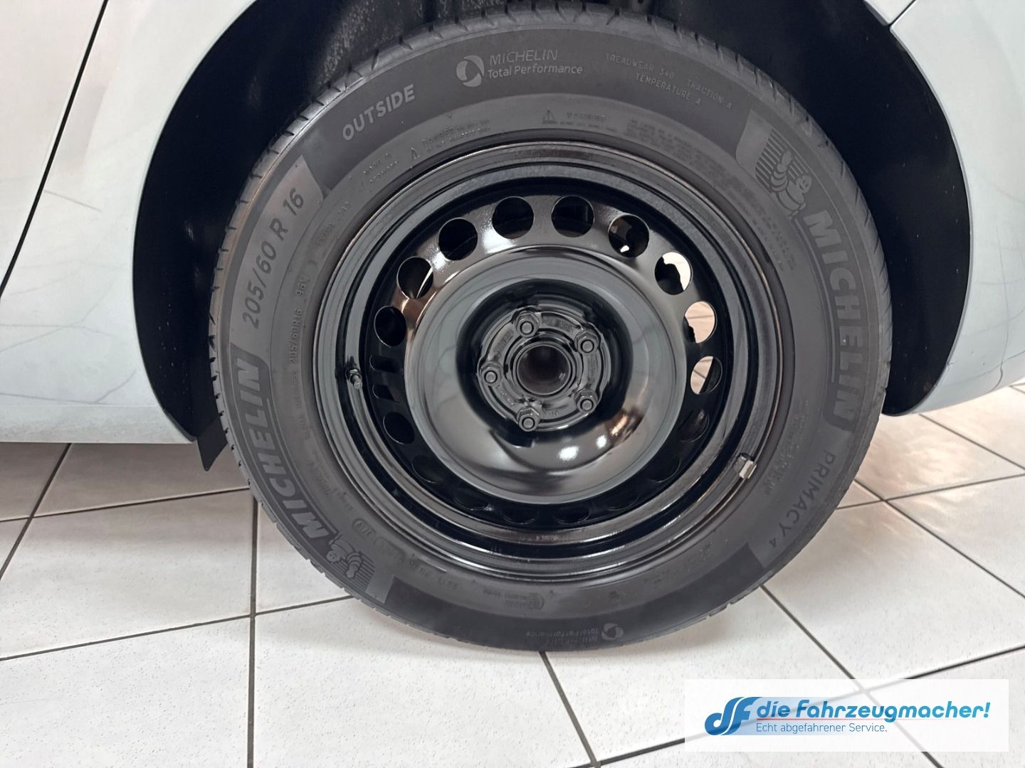 Fahrzeugabbildung Opel Astra J Selection 1.6 GA Klima el.SP Spieg. behe