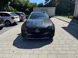 Mercedes-Benz E 220 d T Autom. -