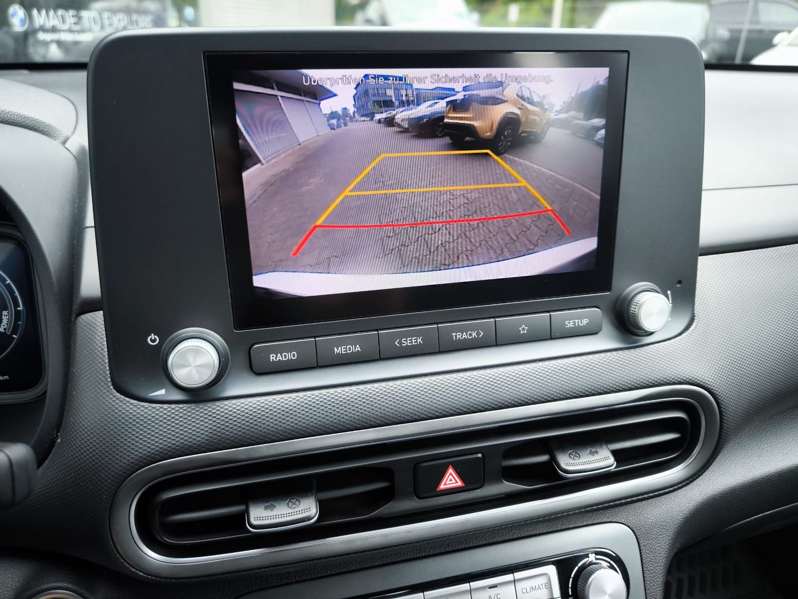 Fahrzeugabbildung Hyundai Kona Elektro Select SHZ+LHZ+KAMERA+ACC+DAB+