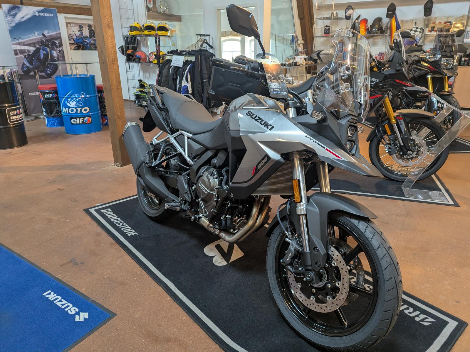Suzuki V-Strom  DL 800 M5 35kw 4 J. Gar. + 400€ Tankgut