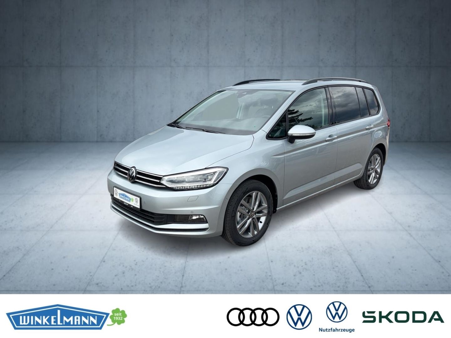 Volkswagen Touran 7 Sitzer 1.5 TSI DSG AHK ACC LED APP CONN