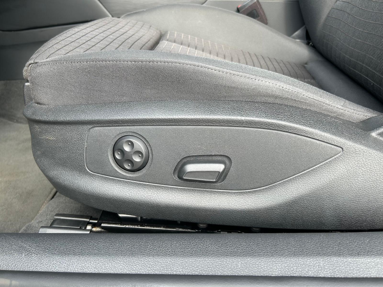 Audi A3 35 TFSI sport Stronic ACC Navi Kamera Xenon, миниатюра 10