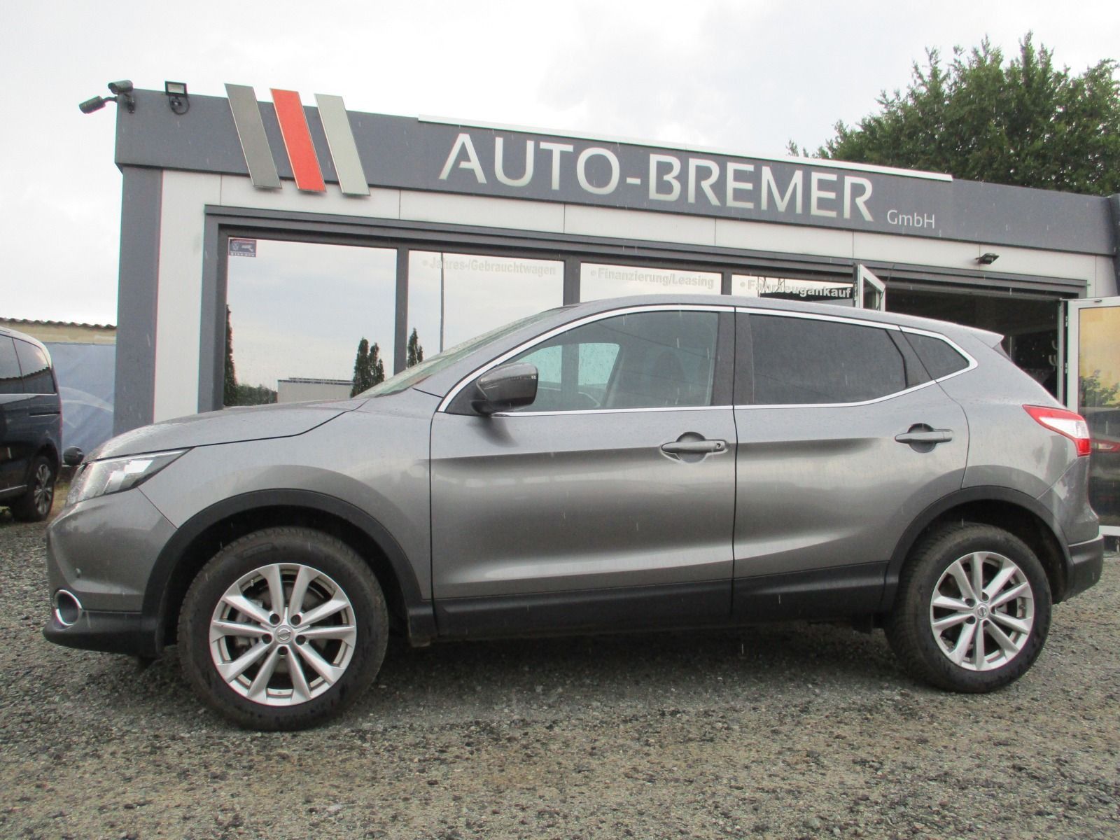 Fahrzeugabbildung Nissan Qashqai 1,2 DIG-T X-tronic Acenta Navi