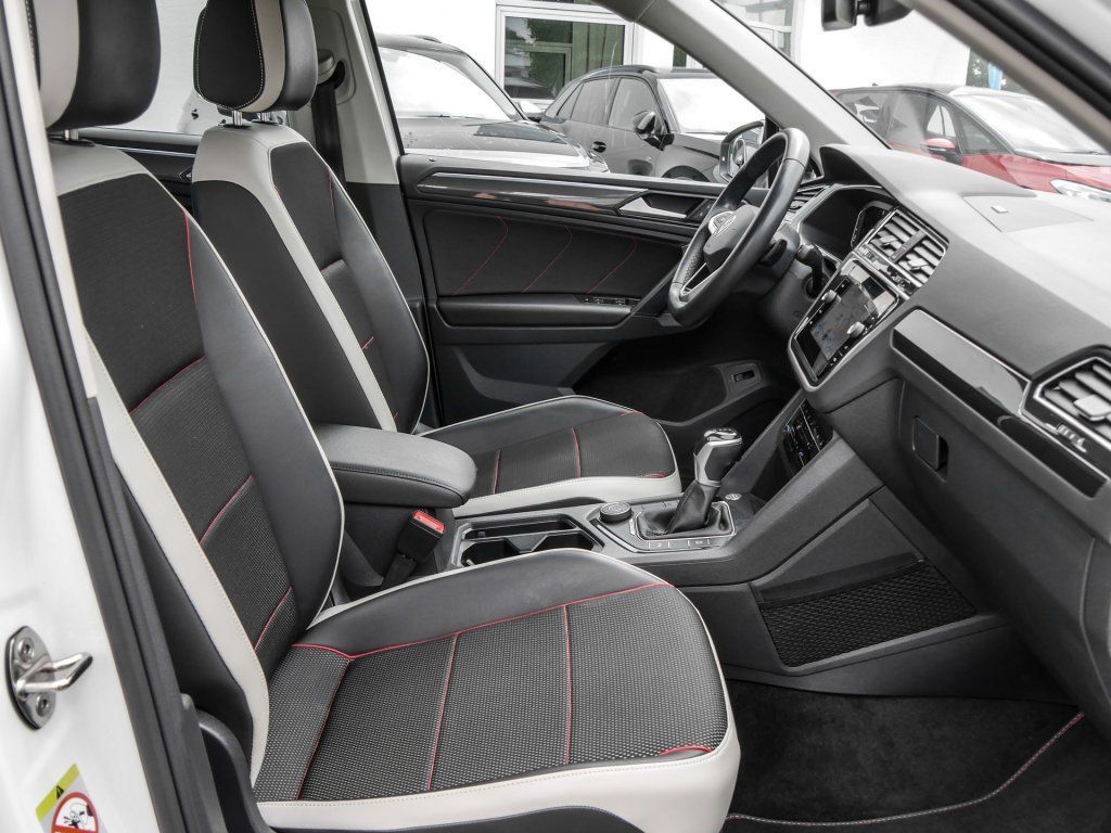 Volkswagen Tiguan 2.0 TSI DSG 4Motion Urban Sport Navi AHK foto 4