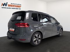 Fahrzeugabbildung Volkswagen Touran 1.5 TSI Comfortline --ACC/AHK/STHZG/17LM