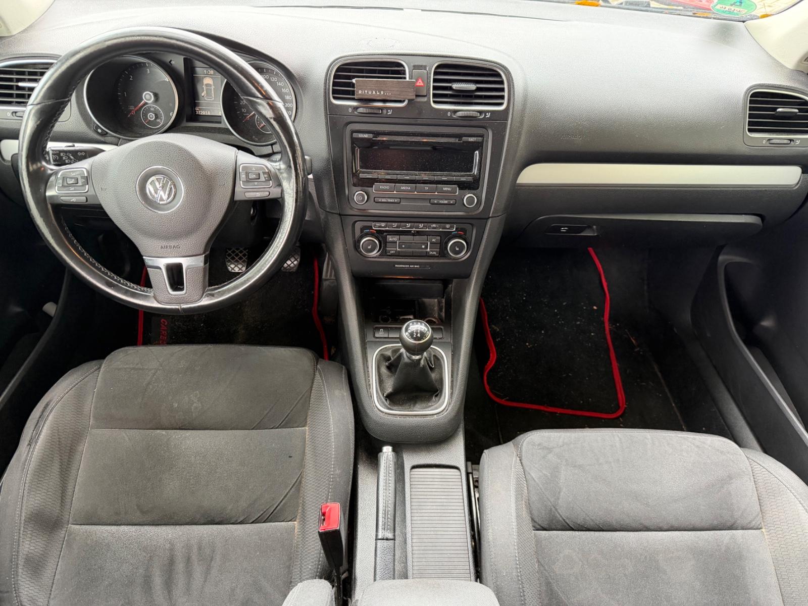 Volkswagen Golf 2011 — photo 10