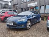 Tesla Model S 90 Dual - Tesla Model S: 90d