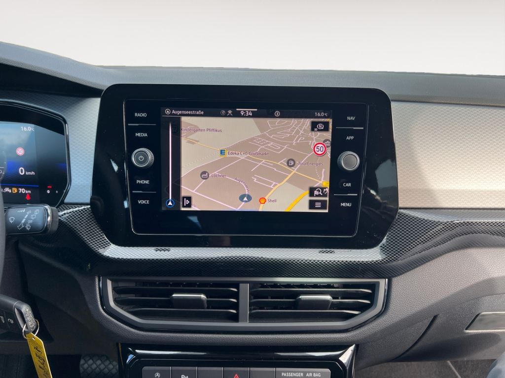 Fahrzeugabbildung Volkswagen T-Cross 1.0 TSI DSG Life ACC Navi