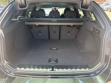 BMW 320d xDrive Touring M Sportpaket Head-Up HiFi