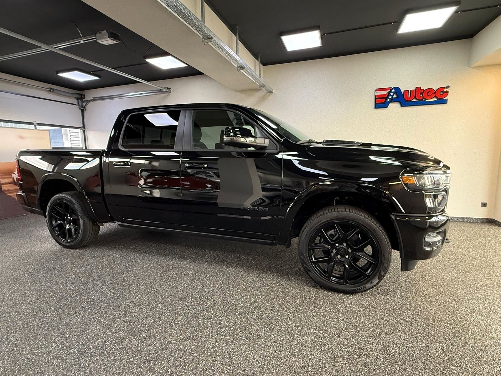 Fahrzeugabbildung Dodge RAM LARAMIE HURRICANE 3.0L-