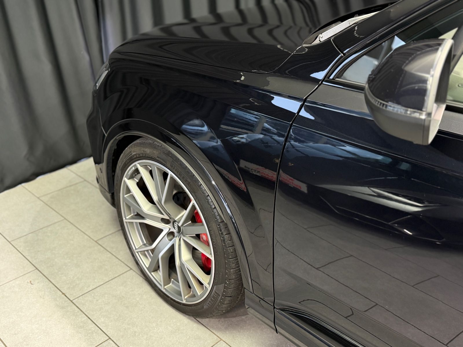 Fahrzeugabbildung Audi SQ7 4.0 TDI quattro|3D BANG&OLUFSEN|PANORAMA|AHK