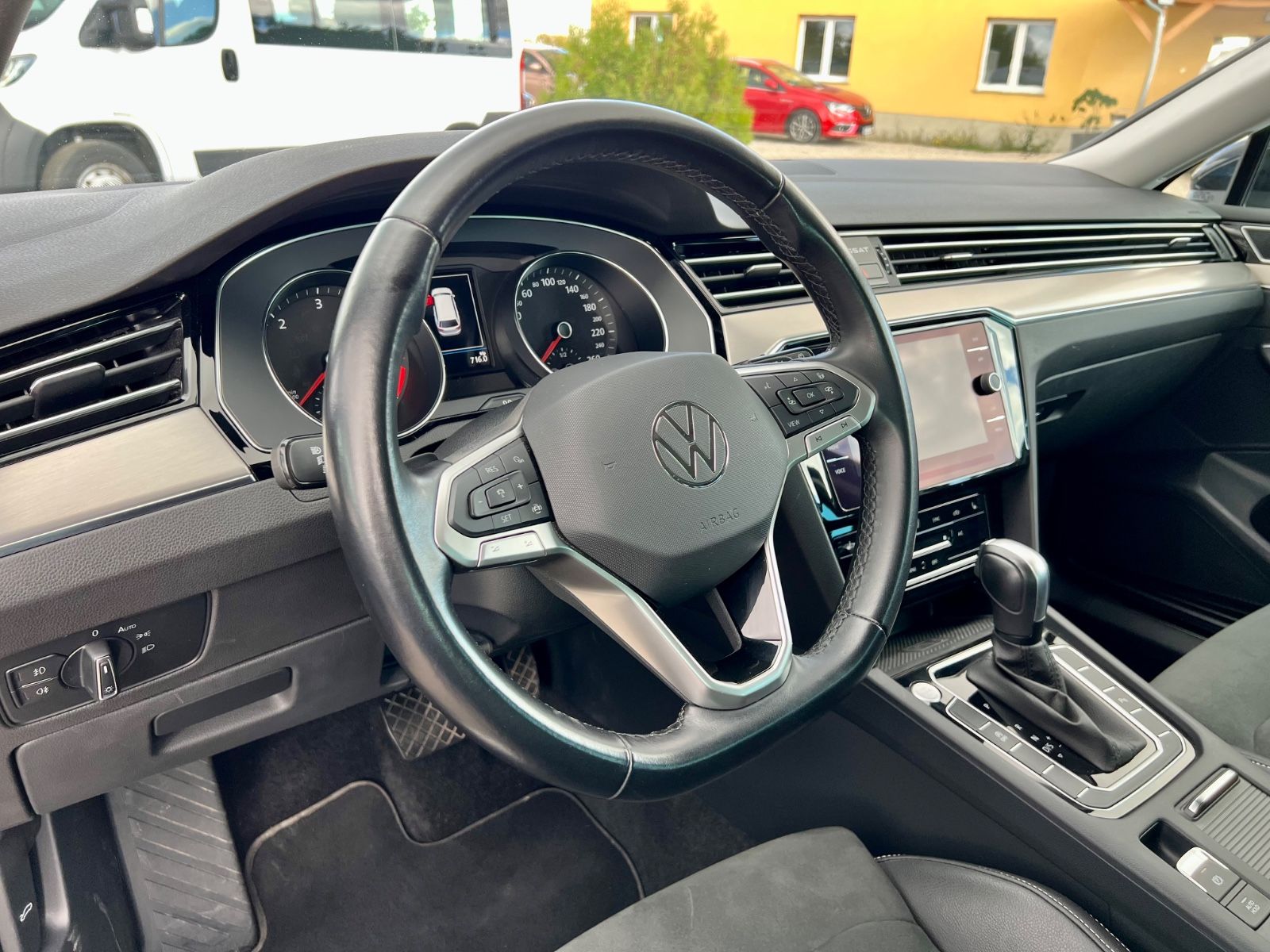 VW Passat Variant Elegance AAC AHK GZJR CARPLAY