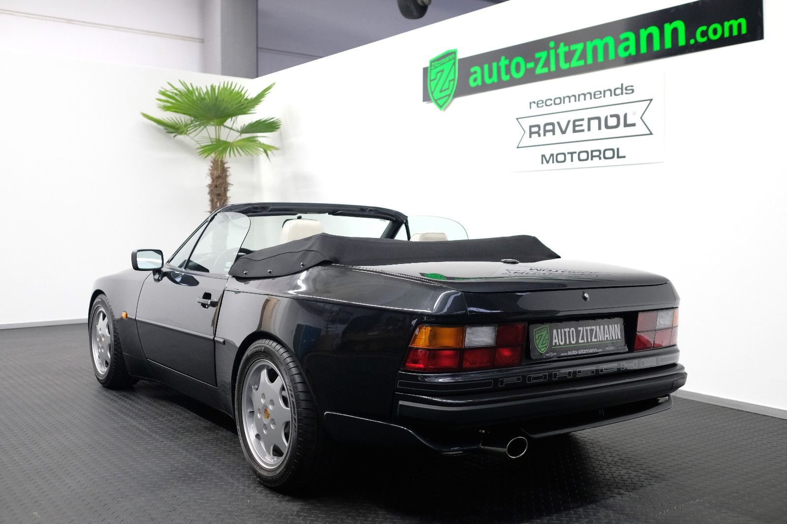 Fahrzeugabbildung Porsche 944 S2 Cabriolet /H-KENNZ/TOP ZUSTAND/HISTORIE