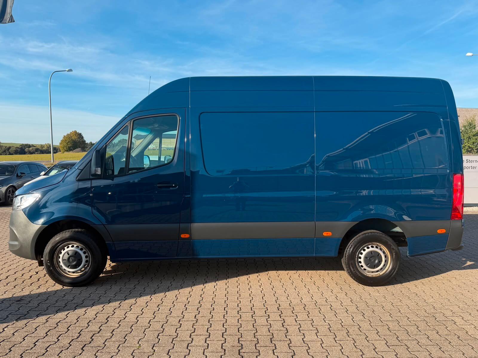 Mercedes-Benz Sprinter 317 CDI HD L2H2 AHZV+NAVI+KAMERA+Navi