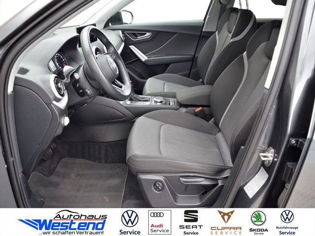 Fahrzeugabbildung Audi Q2 S line 35 TFSI 110kW S tr. Navi Matrix AHK