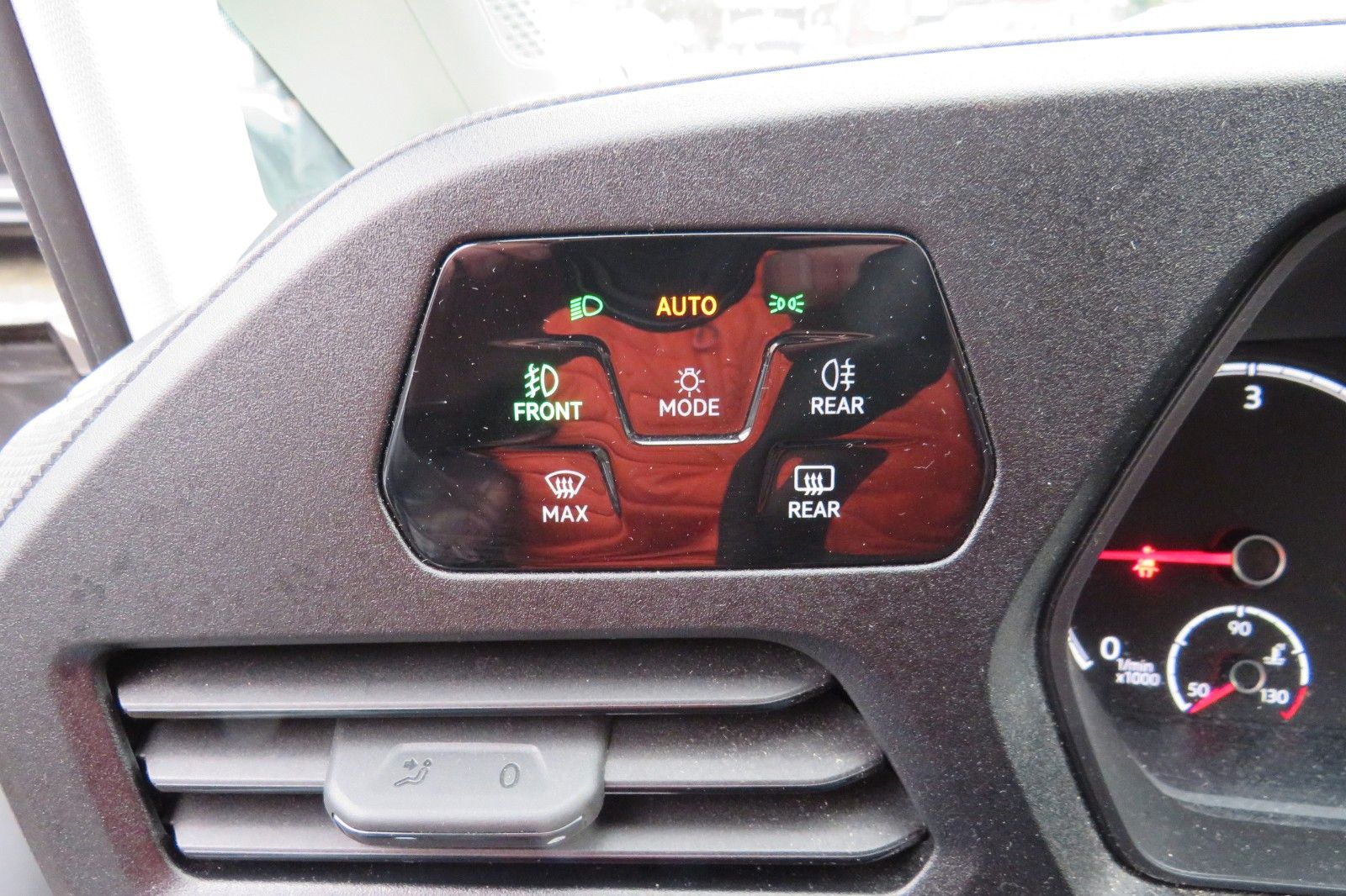 Fahrzeugabbildung Volkswagen Caddy Cargo Maxi TDI FLÜGEL SITZH. TELVOR PDC 1H