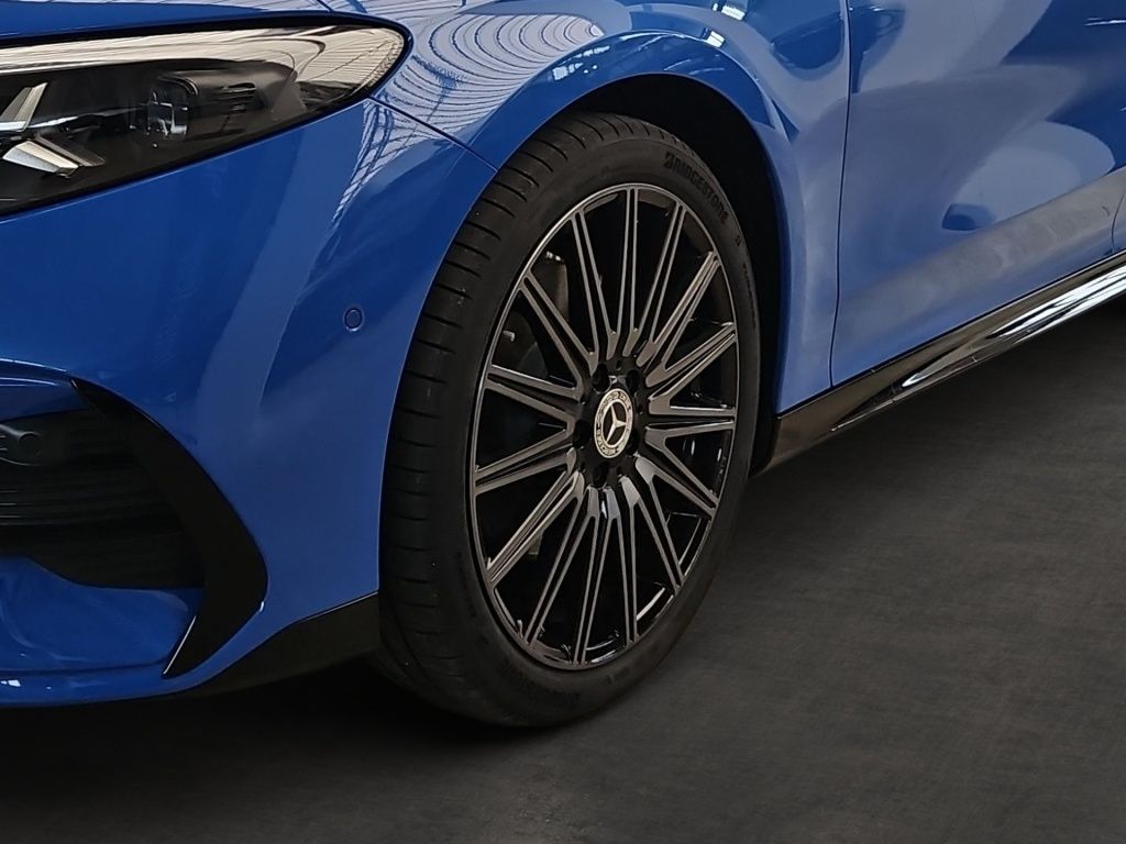 Fahrzeugabbildung Mercedes-Benz CLA 350 4MATIC mit EQ Technologie ++AMG-LINE+NIG