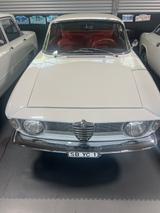 Alfa Romeo Giulia Sprint GT 1.Serie perfekte Restaurierung - Alfa Romeo Giulia: Coupé