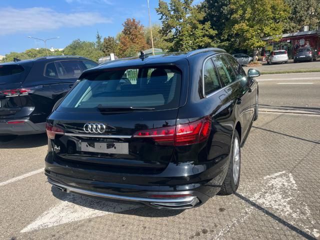Audi AUDI A4 Avant 30 TDI/136 CV S tronic Business Ad imagem 3