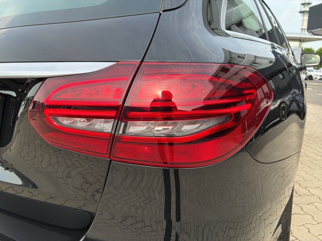 Mercedes-Benz C 220 d T +EXCLUSIVE+CARPLAY+KAMERA+NAVI+LED+AVA foto 10