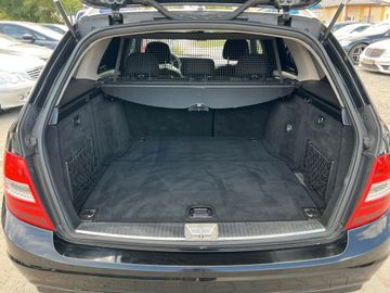 Mercedes C 200 - 12