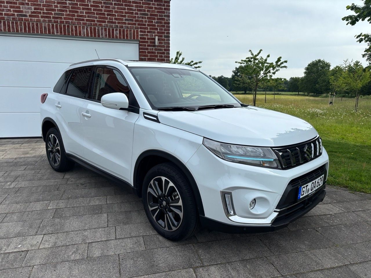 Suzuki Vitara Hybrid Comfort+ Allrad Automatik Panorama imagem 3