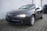 Alfa Romeo 147 1.9 JTD SHZ Radio Klima Tempomat - gebrauchte Alfa Romeo 147 aus dem Jahr 2005