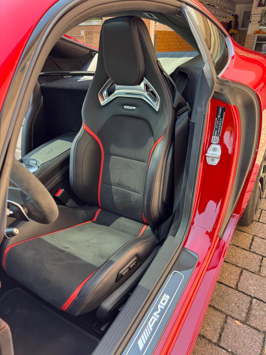Mercedes-Benz  AMG Dynamic + / Aero-Paket / Performance-Sitze
