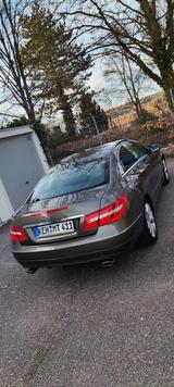 Mercedes-Benz E 350 Coupé E 350 CGI BlueEFFICIENCY ELEGANC... - Mercedes-Benz E 350: Coupe, Cgi