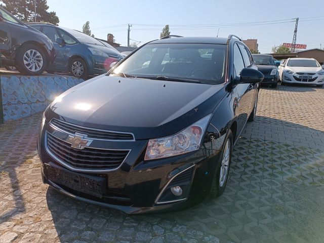 Chevrolet Cruze Station Wagon LT+