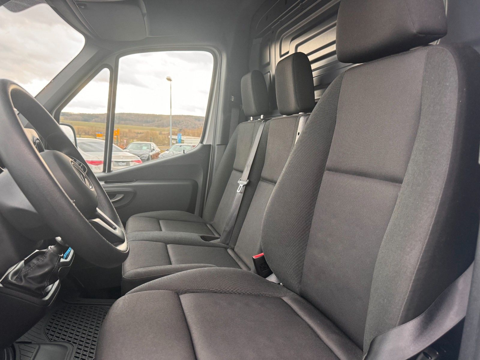 Fahrzeugabbildung Mercedes-Benz Sprinter 317 CDI 3665 Klima Kamera Schwingsitz