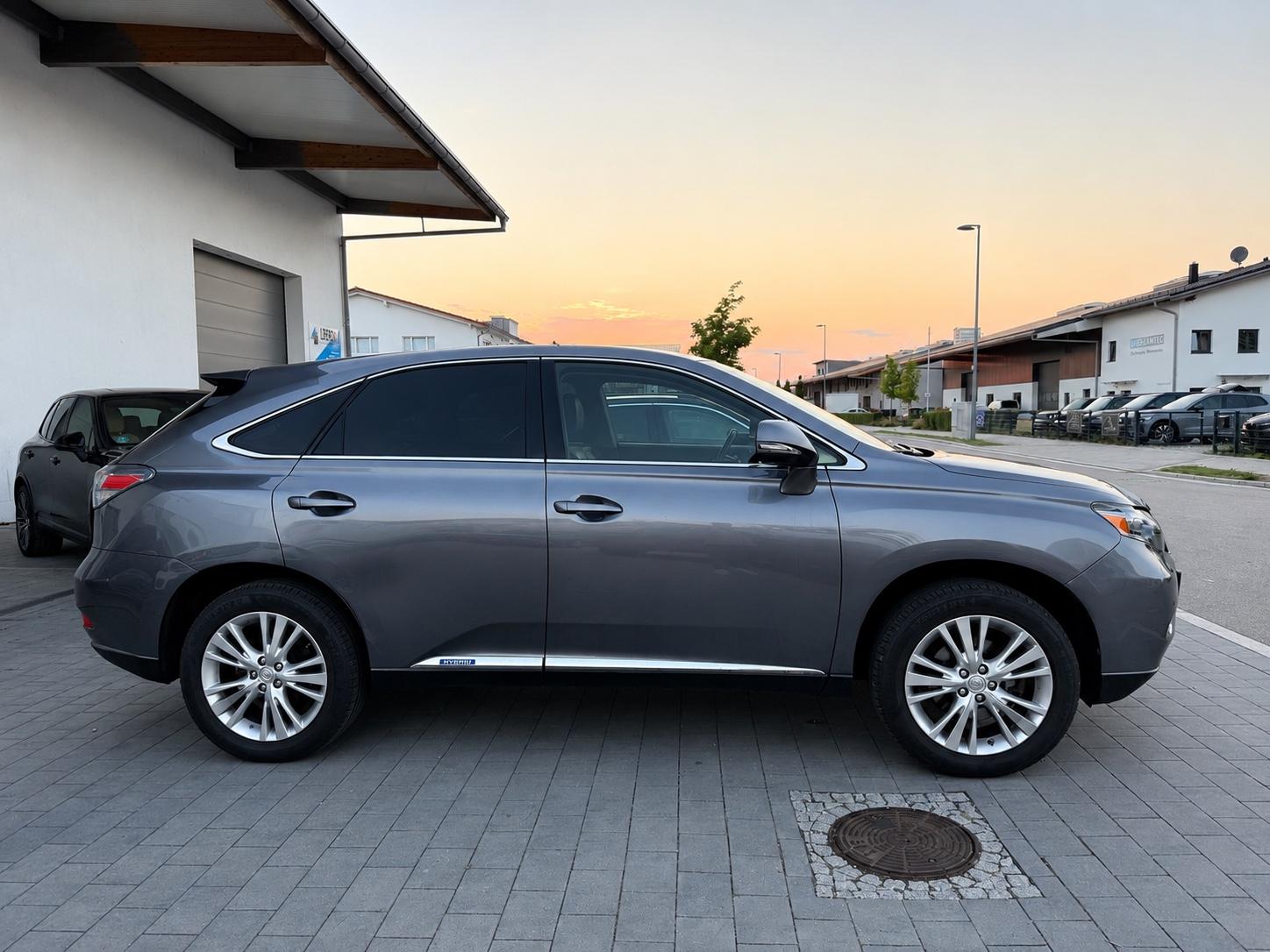 Lexus LX 450 Hybrid Leder Navi Klima Alu Xen