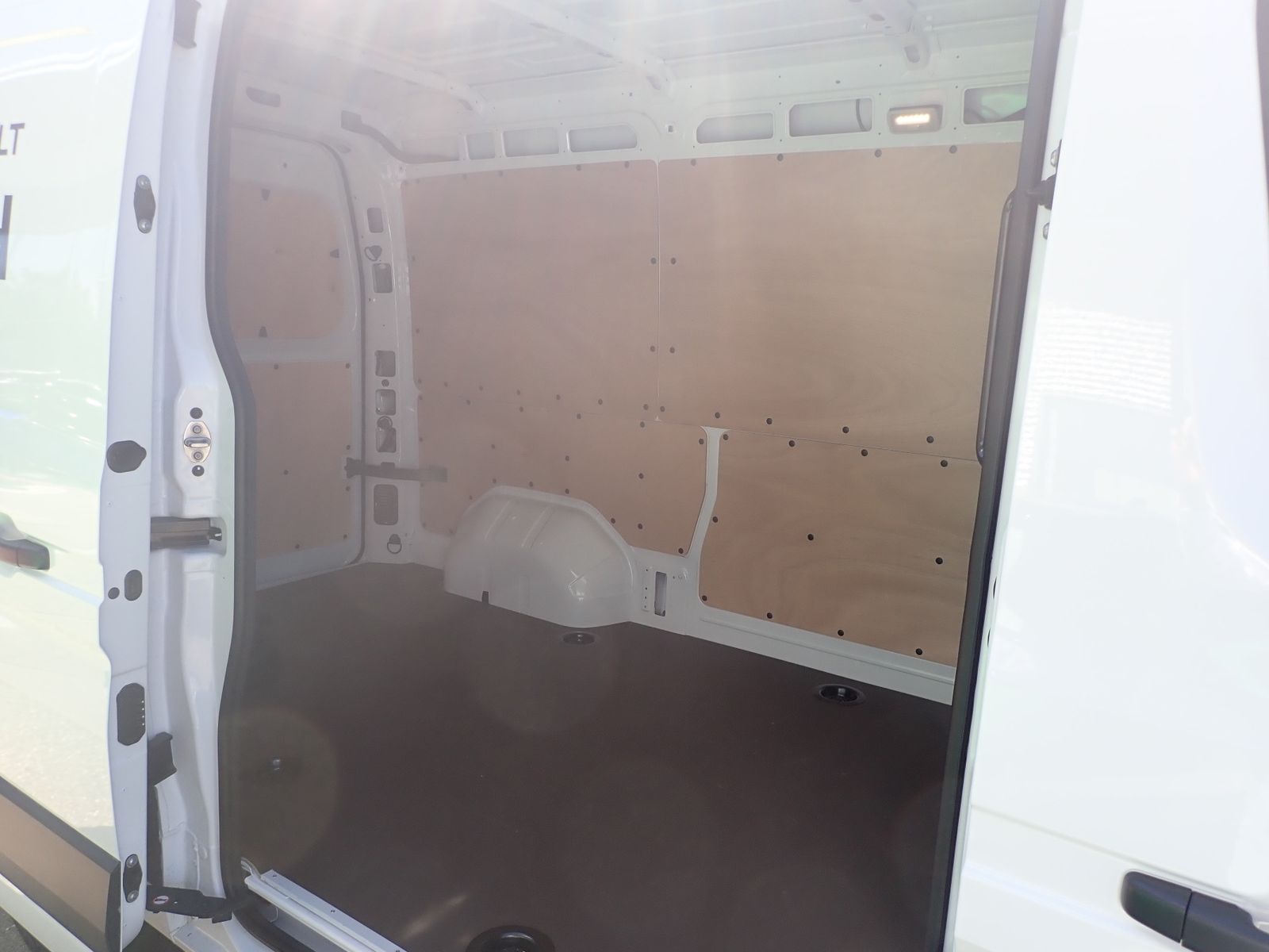 Fahrzeugabbildung Renault Master Kastenwagen E-Tech FWD Kasten advance L2H