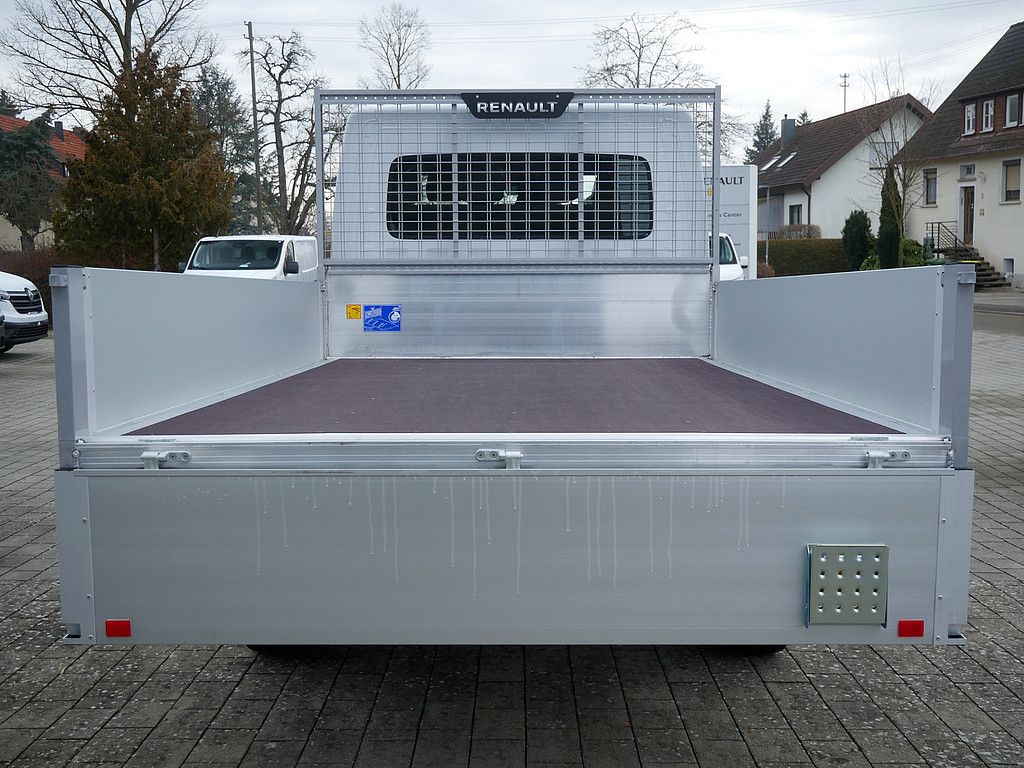 Fahrzeugabbildung Renault Master Pritsche DK advance L3H1 3,5t Blue dCi 15
