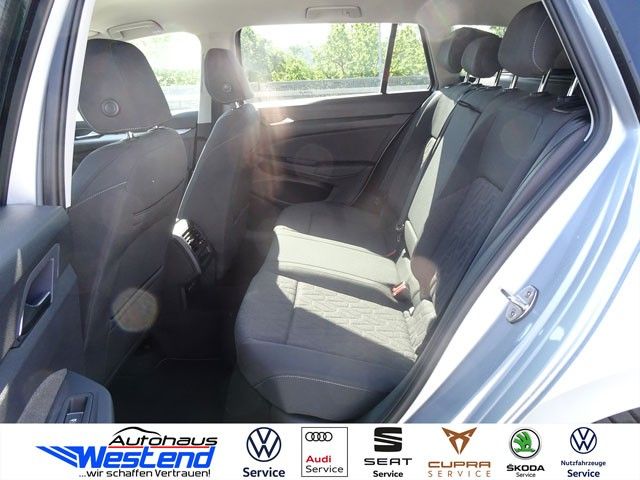 Fahrzeugabbildung Volkswagen Golf Var. Life 2.0l TDI 110kW DSG Navi LED