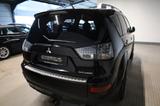 Mitsubishi Outlander 2.0 DI-D Intense**7-Sitzer+AHK** - Mitsubishi Outlander aus 2007