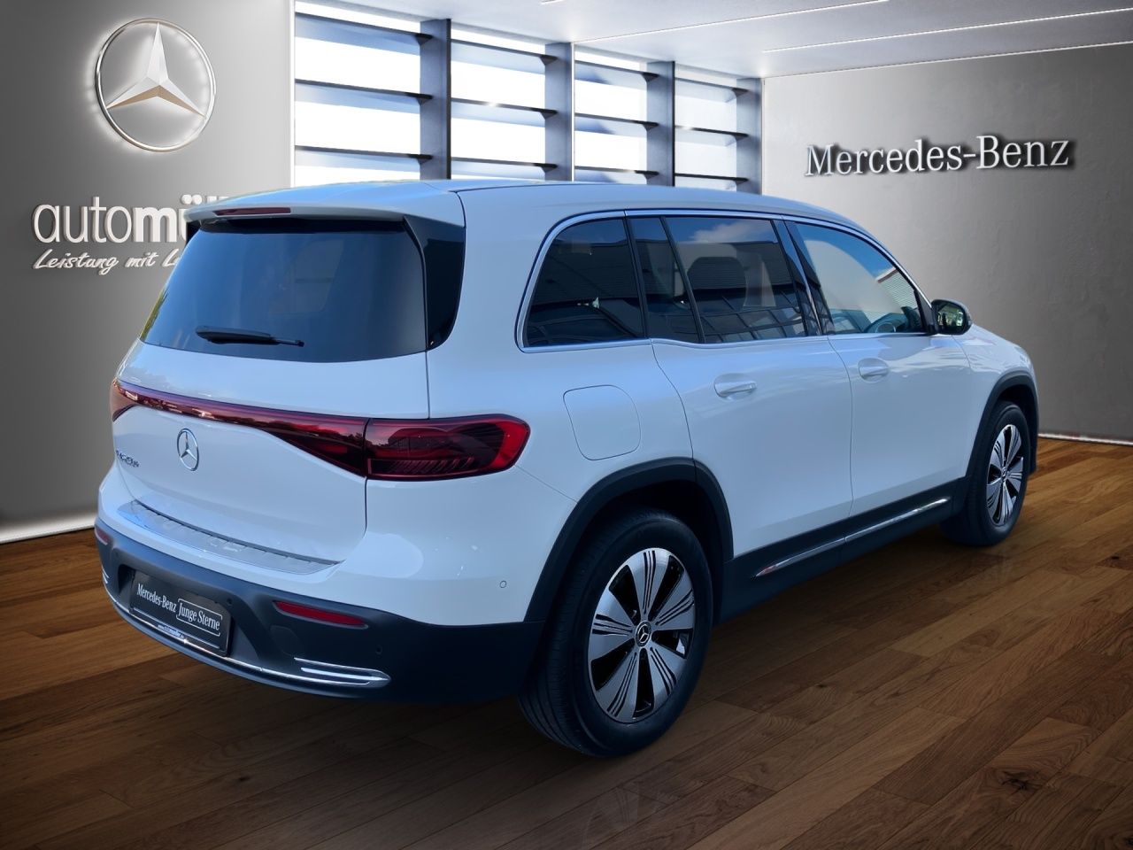 Fahrzeugabbildung Mercedes-Benz EQB 250+ BONUS+AMBIENTE+LENKRADHEIZ+EASYPACK+LED