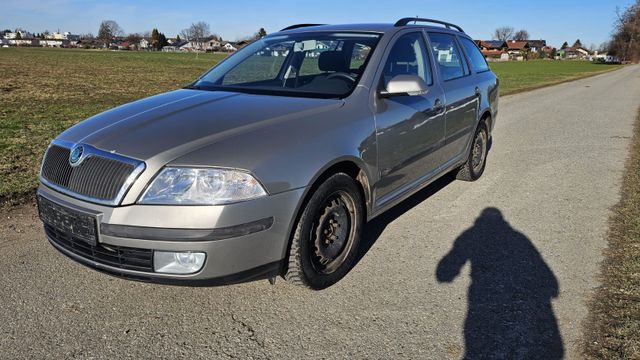 Skoda Octavia Kombi Ambiente TÜV  04/25*EFH*AHK*KLIMA*