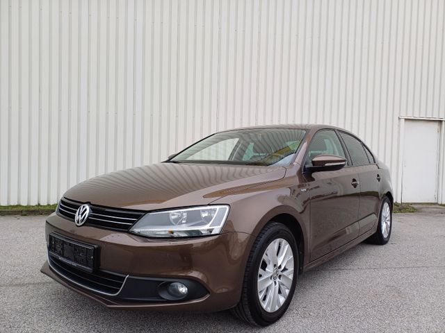 Volkswagen Jetta VI 1.4 TSI  Life/Klimaautomatik/PDC/1.Hd