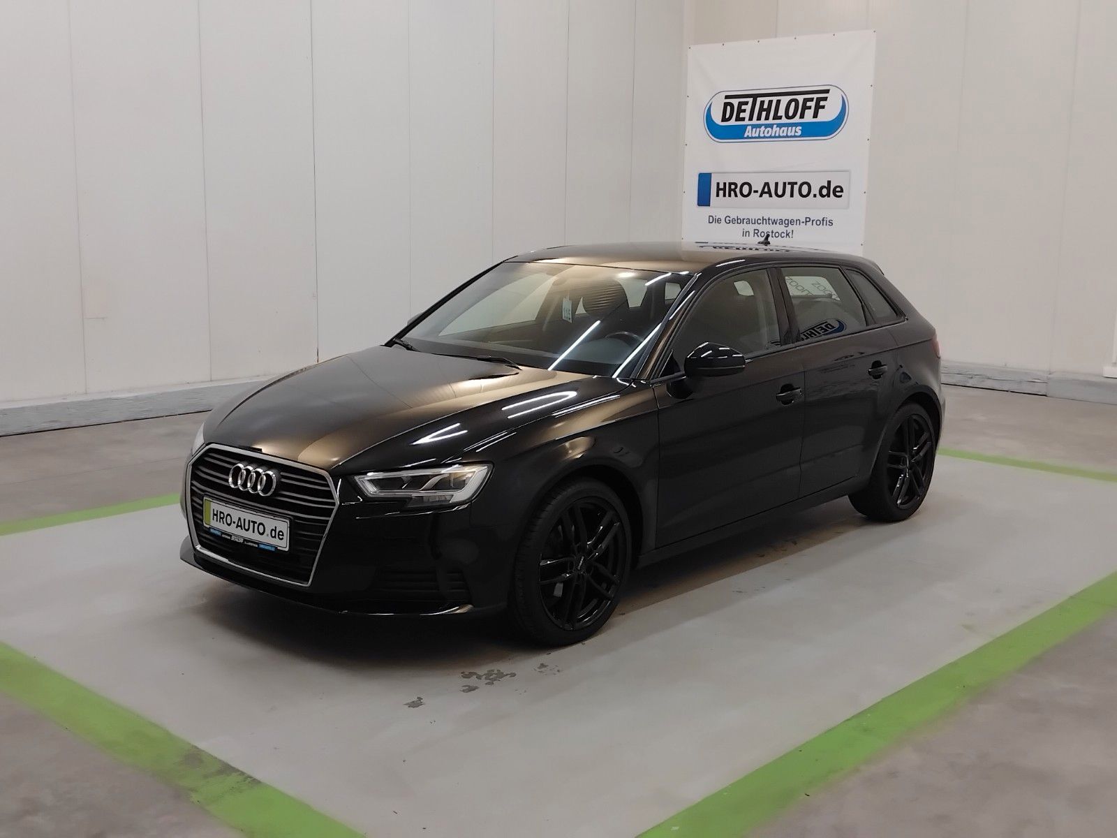 Audi A3 (10/2019, Benzin)