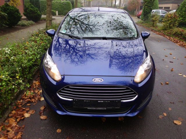 Ford Fiesta Trend 1,25 / 2015 / Klima und ...